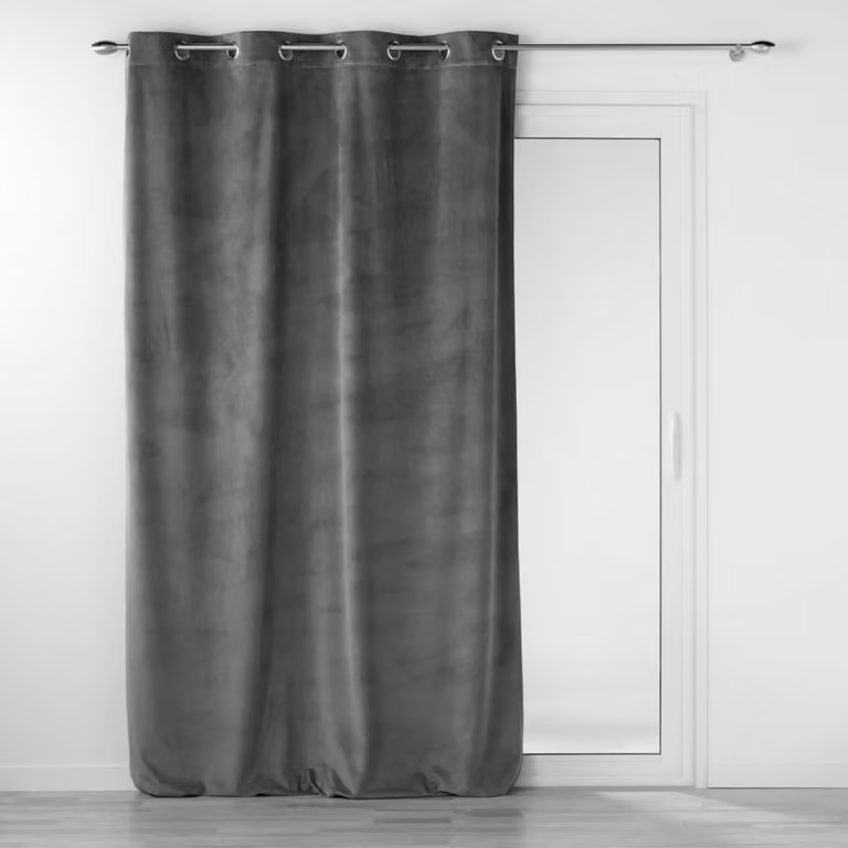 Cortina de terciopelo con relieve de Interior’s en color gris, diseño de puntos y acabado opaco, An: 140 cm, Al: 260 cm