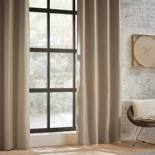 Cortina opaca Atmosphera con ojales en color beige, An/Al: 140 x 260 cm