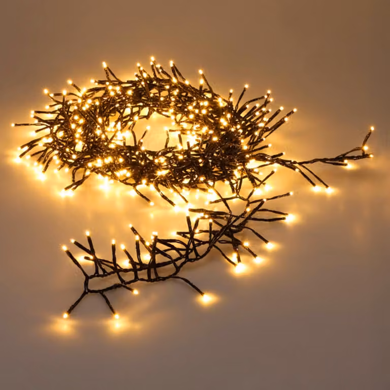 Guirnalda de luces navideñas Spetebo para exteriores, color blanco cálido, con 1536 LEDs, temporizador y enchufe de red, resistente al agua IP44