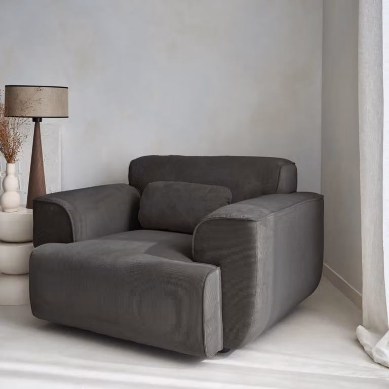 Sillón de pana con cojín Sweeek en gris con estructura de madera de álamo