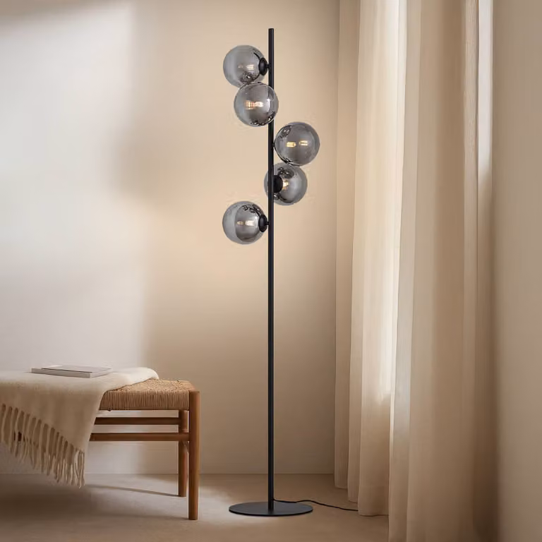 Lámpara de pie Orbelia Lindby en negro y gris con detalles de metal y vidrio para salón o comedor, Altura: 160 cm