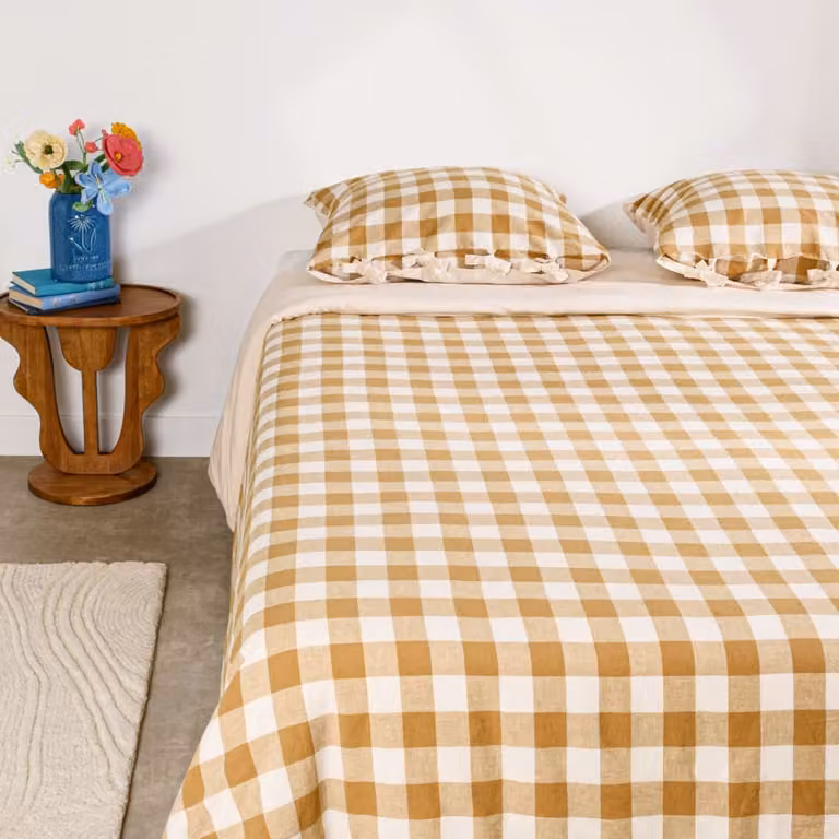 Juego de cama de algodón y lino Aprila con estampado vichy en color beige para adultos