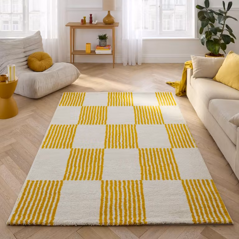 Alfombra interior Fergew con motivo damero en amarillo y blanco, An: 120 cm, P: 290 cm