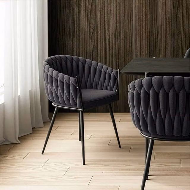 Set de 7 sillas de comedor tejidas AYLA Home Deluxe en color gris oscuro y beige con estructura de metal y ratán