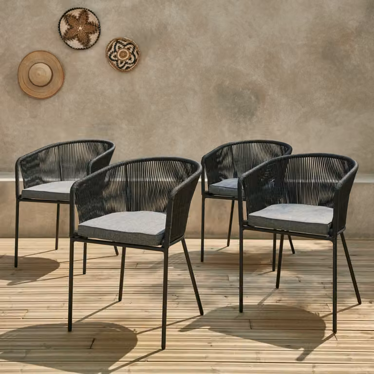 Set de 4 sillones de jardín Sweeek en negro mate con cuerda y acero galvanizado, An/P/Al: 56.5 x 59 x 79 cm