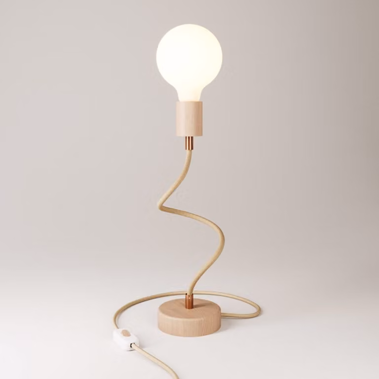 Lámpara de mesa ajustable Creative Cables de madera beige con luz LED blanca cálida y diseño retro
