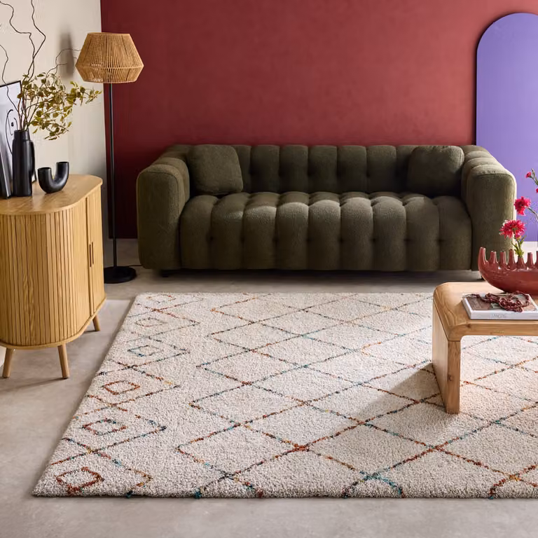 Alfombra interior estilo shaggy bereber SWEEEK con diseño geométrico boho en beige y multicolor, An/P/Al: 230 x 160 x 3 cm