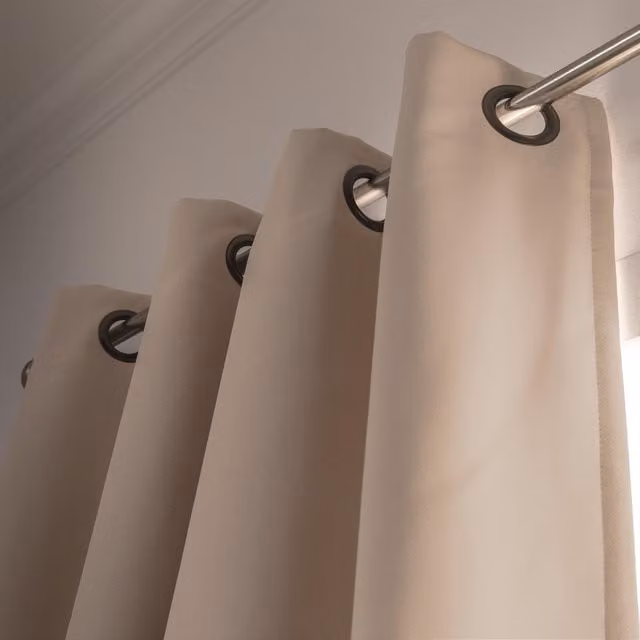 Cortina opaca Moondream con ollaos, aislante térmico y acústica, color beige, An/Al: 140 x 260 cm