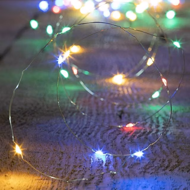 Guirnalda de luces LED RGB multicolor de la marca Ose con cable de cobre de 10 metros