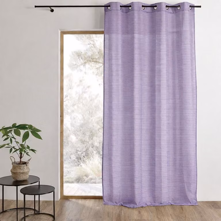 Visillo Homemaison de rayas finas en color púrpura, fabricado en 100% poliéster con ojales redondos de plata, An/Al: 290 x 240 cm
