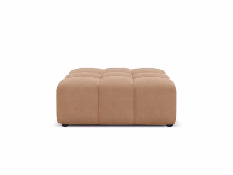 Puf de terciopelo beige de CXL by Christian Lacroix con diseño moderno de cubo