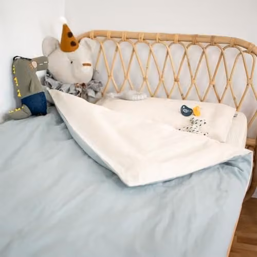 Funda nórdica reversible de lino lavado Sevira Kids para niños en colores beige y verde